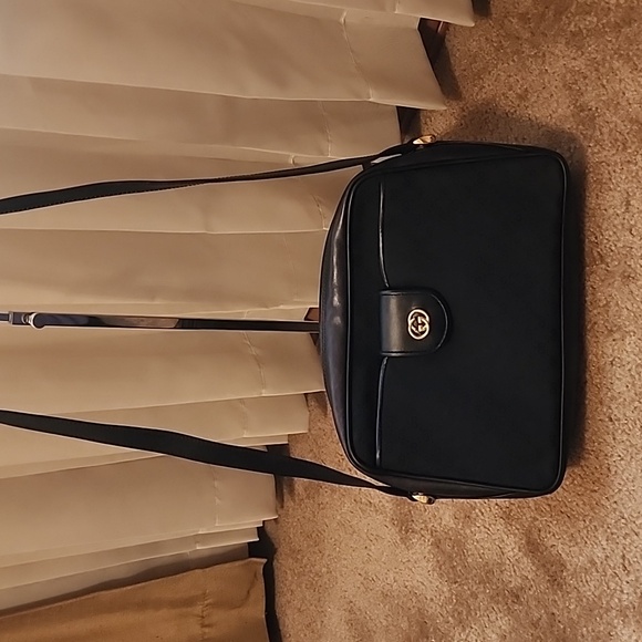 Gucci Vintage Bag And Pouch Canvas and Leather - Picture 3 of 16